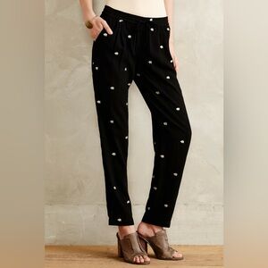 Anthropologie Tolani Gajah Elephant embroidered Cropped Pants Black M NWOT Boho